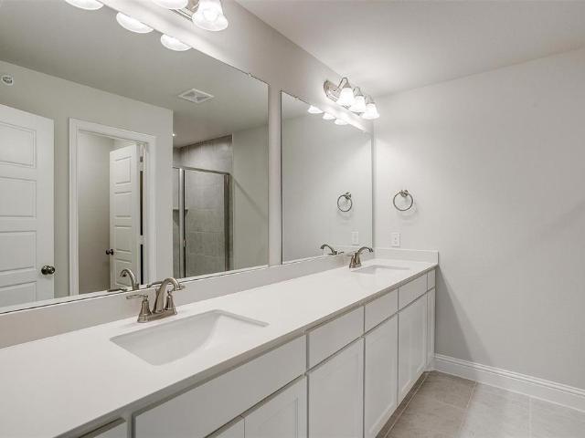 Townhouse for sale in Mansfield, Texas