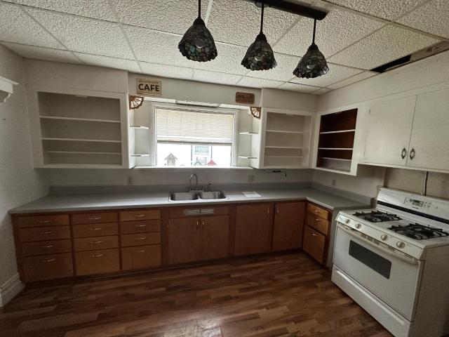 House for sale in Thief River Falls, Pennington County
