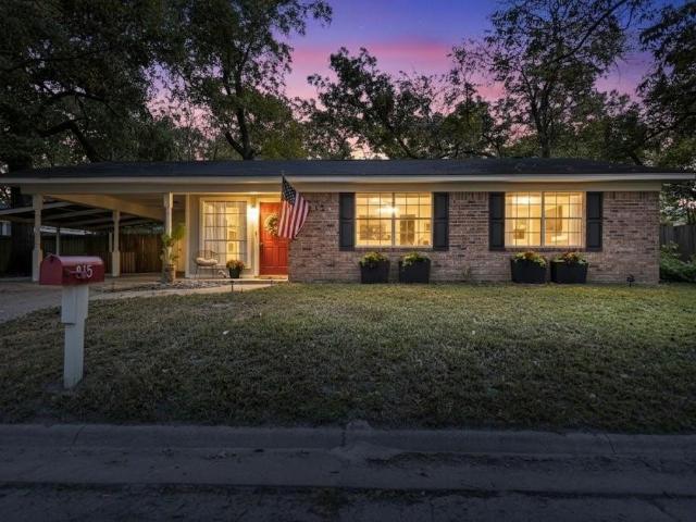 House for sale in Gilchrist, Texas