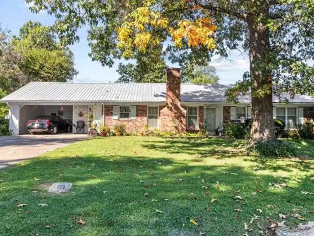 House for sale in Pocahontas