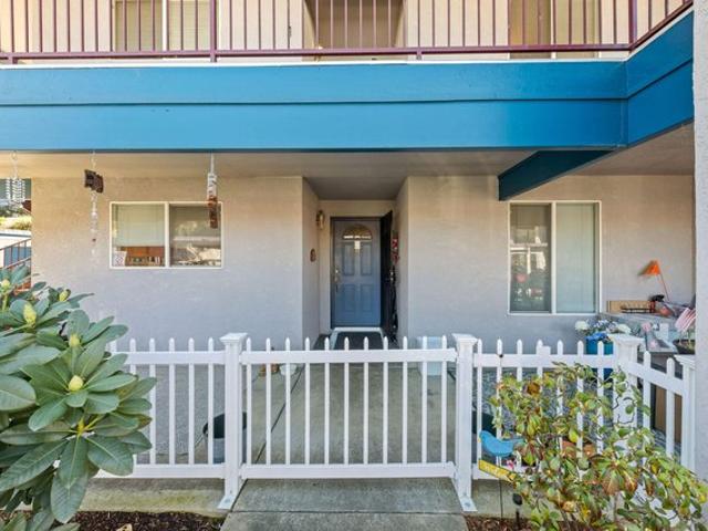 Condo for sale in Oregonia
