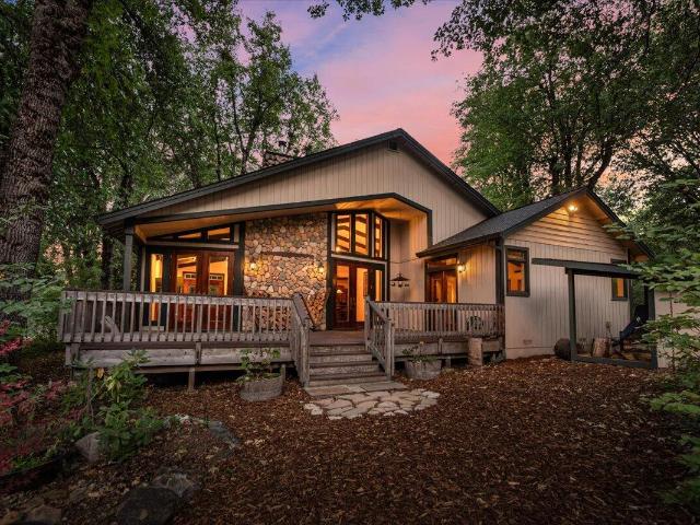 House for sale in Mccloud, California
