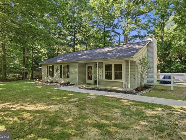 House for sale in Lusby, Maryland