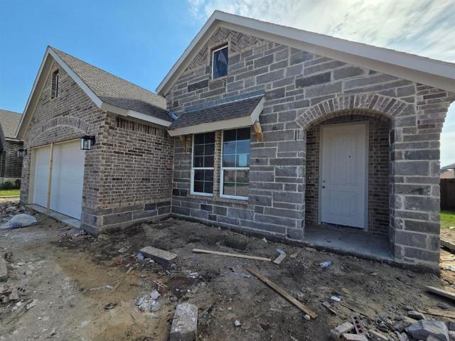 House for sale in Ennis, Ellis County