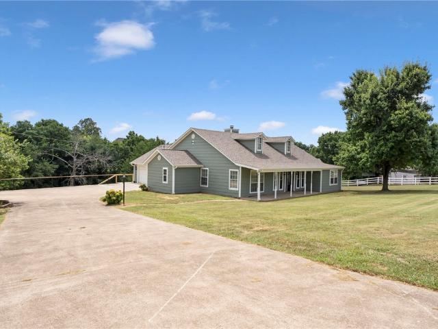 House for sale in Ark