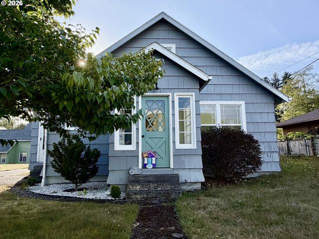 House for sale in Warrenton, Clatsop County