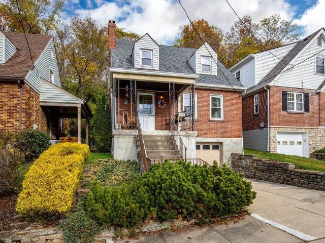 House for sale in Bellevue, Kentucky