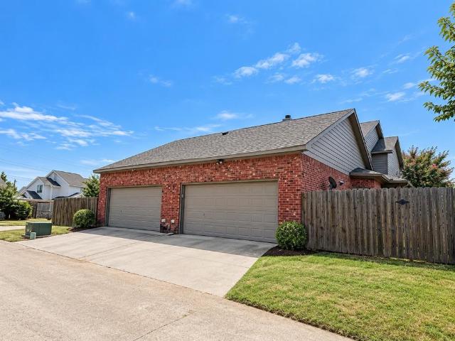 House for sale in Arlington, Texas