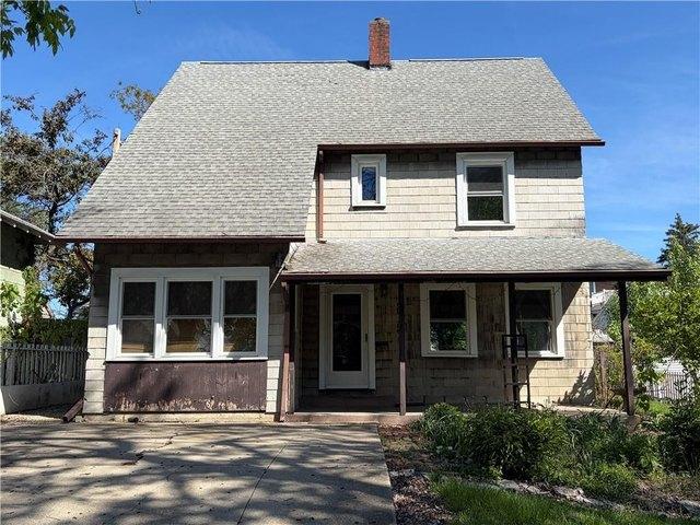 House for sale in Charleston, Illinois