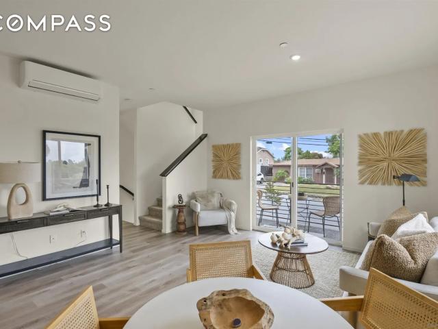 Townhouse for sale in Lemon Grove, California