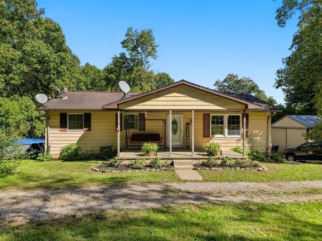 House for sale in Nashport, Muskingum County