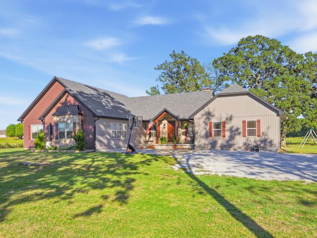 House for sale in Neosho, Newton County