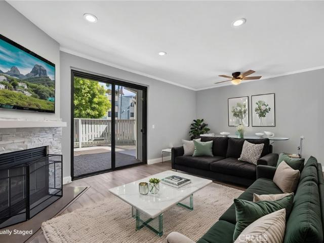 Condo for sale in Playa del Rey, Los Angeles