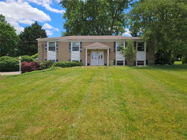 House for sale in Navarre, Ohio