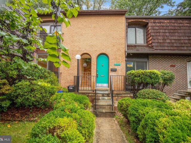 Townhouse for sale in Potomac, Montgomery County