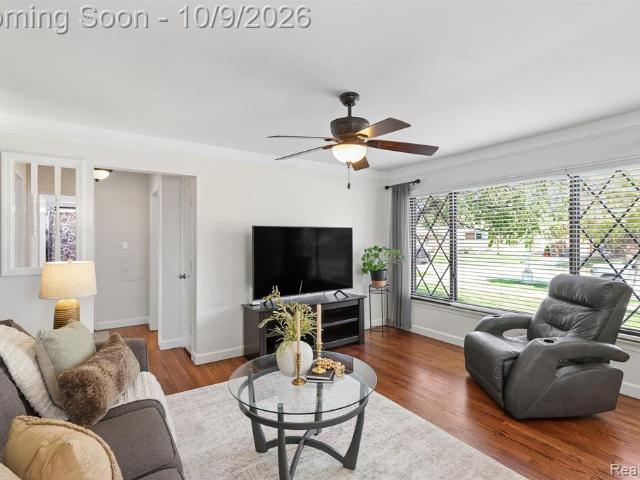 House for sale in Sun Valley, Westland