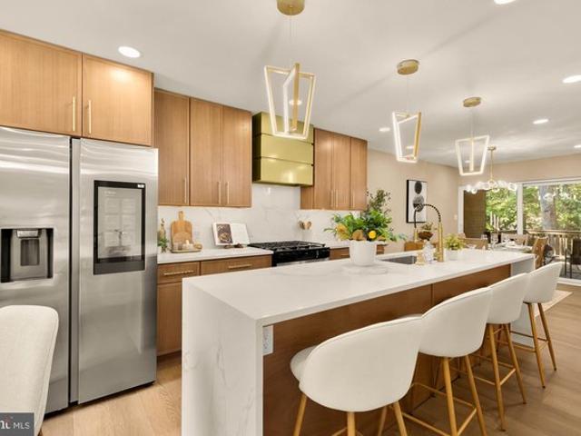 Townhouse for sale in Potomac, Montgomery County