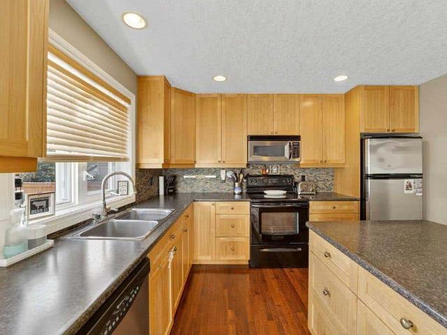 House for sale in Carstairs, Alberta