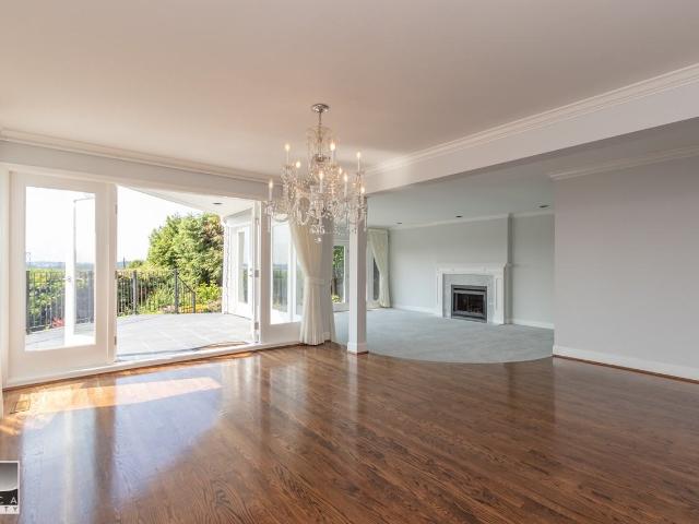 Apartment for rent in West Vancouver, British Columbia