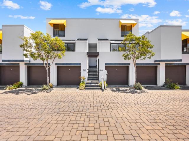 Condo for sale in San Mateo, California