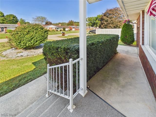 House for sale in Belpre, Washington County