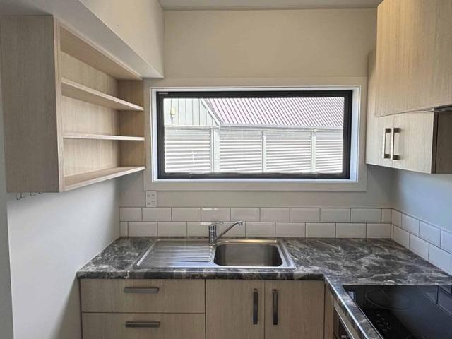 Townhouse for rent in Waltham, Linwood-Central-Heathcote Community