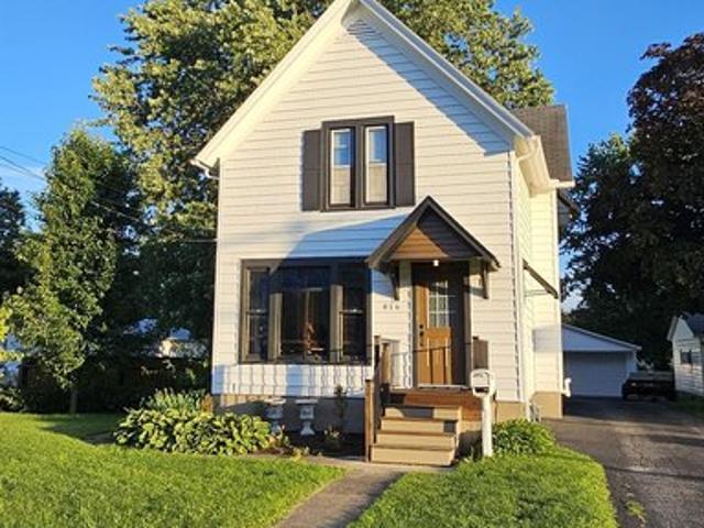 House for sale in Galesburg, Illinois
