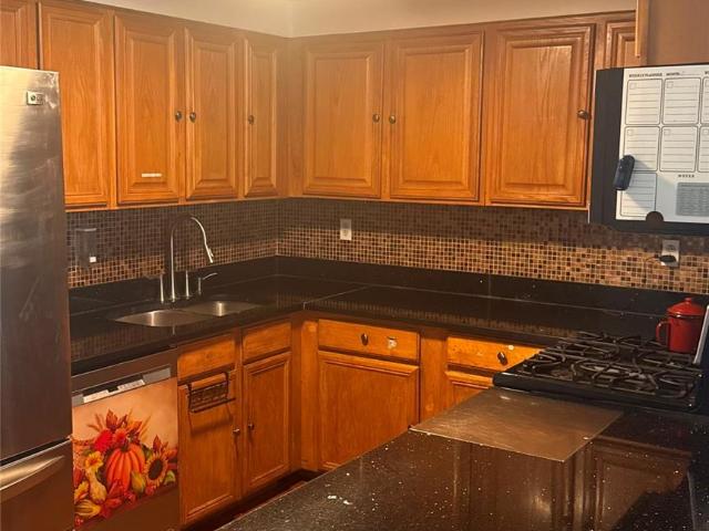 Property for rent in The Bronx, Arverne