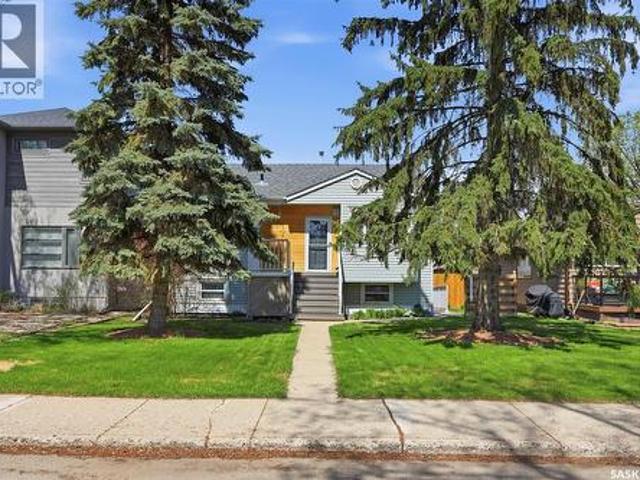 House for sale in Saskatoon, Saskatchewan