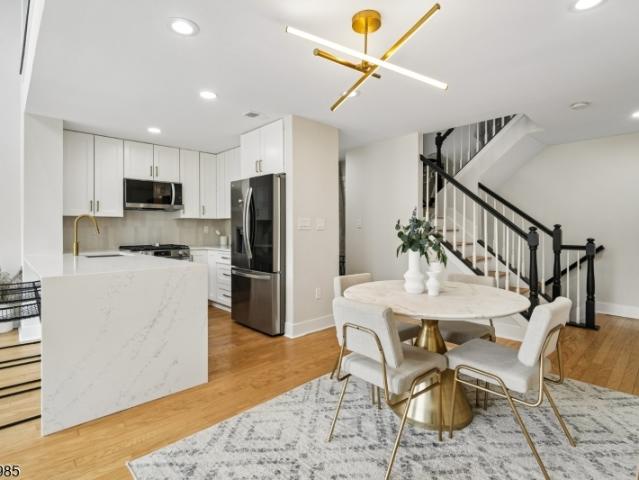 Townhouse for sale in Union, New Jersey