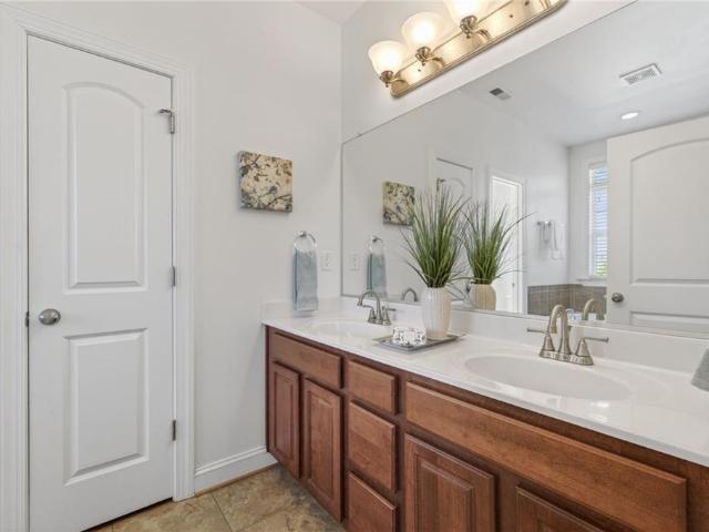 Condo for sale in Virginia