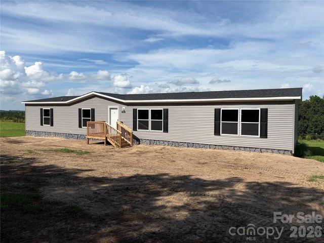House for sale in Mount Croghan, South Carolina