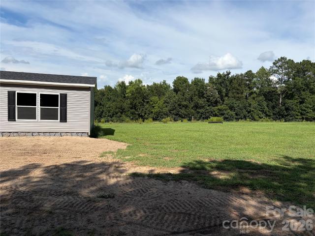 House for sale in Mount Croghan, South Carolina