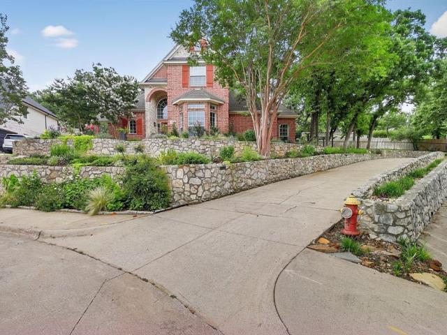 House for sale in Crowley, Texas