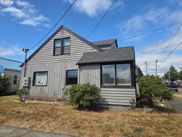 House for sale in Oregonia