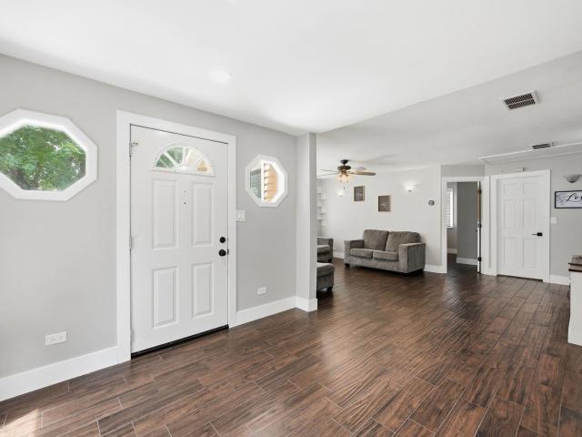 House for sale in New Lenox, Illinois