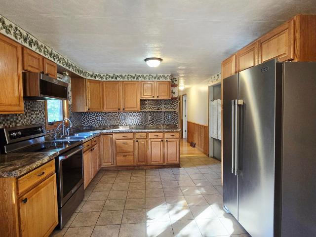 House for sale in Mahaska, Iowa