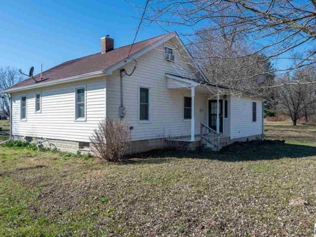 House for sale in Farmersburg, Indiana