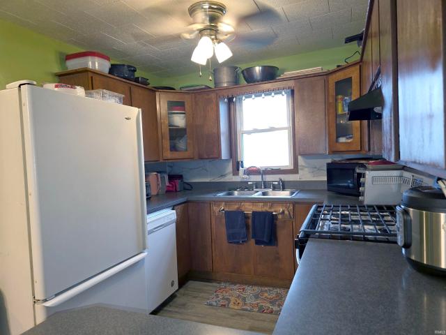 House for sale in Bicknell, Indiana