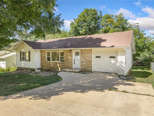 House for sale in Harrison, Boone County