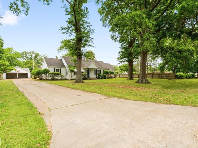 House for sale in Ark