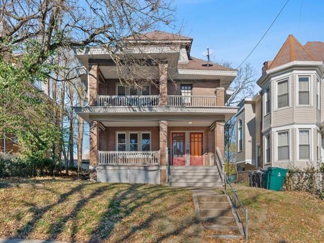 House for sale in Avondale, Roselawn