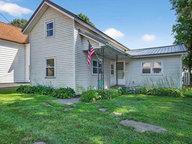 House for sale in Twelve Mile, Indiana