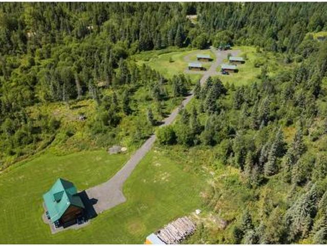 House for sale in Dunster, British Columbia