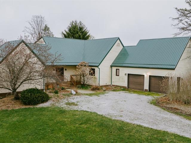 House for sale in Medina, Ohio
