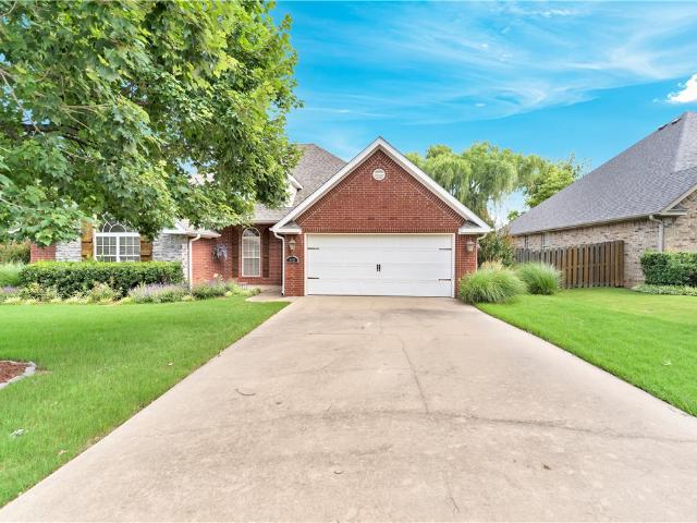 House for sale in Ark