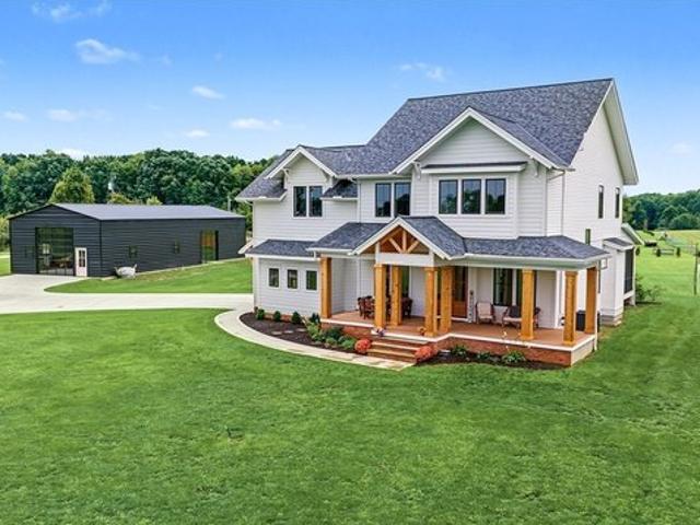 House for sale in Medina, Ohio