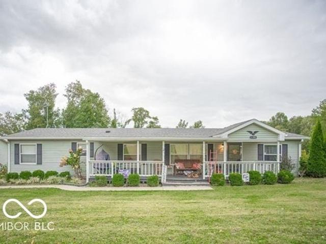 House for sale in Clay City, Clay County