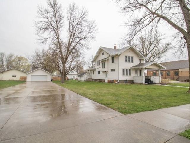House for sale in Hull, Iowa