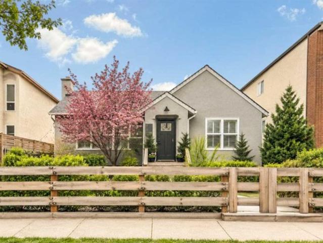 House for sale in Renfrew, Calgary